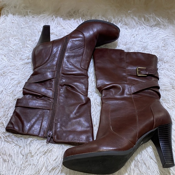 Woman’s Anna heeled boots - Picture 5 of 12